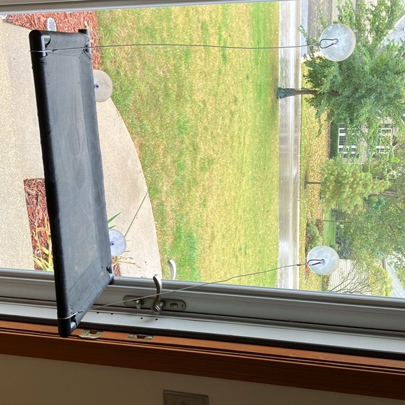 Cat Window Perch - Picture 3 of 3